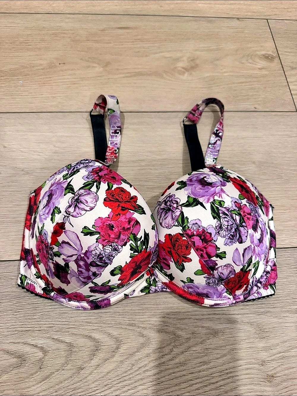 Victoria's Secret Very Sexy Push-Up Bra with Rhinestone Logo Straps Pink &